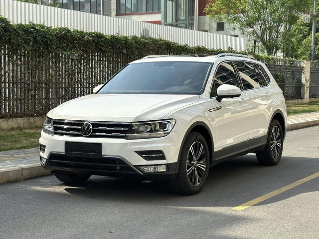 Volkswagen Tiguan L
